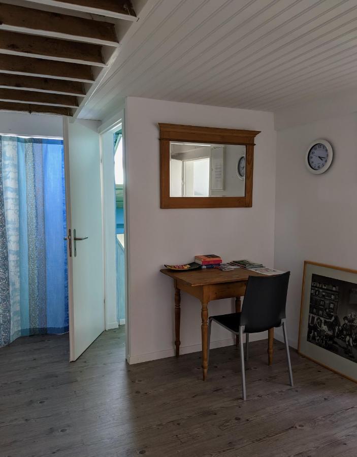Rooms-Zimmer Neuhausen Am Rheinfall Exterior photo